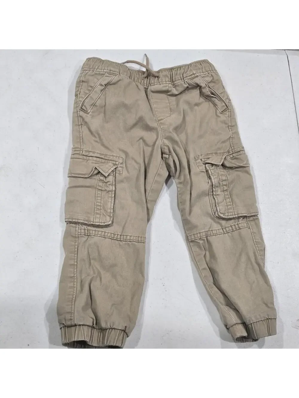 -Tan and brown Old Navy cargo pants